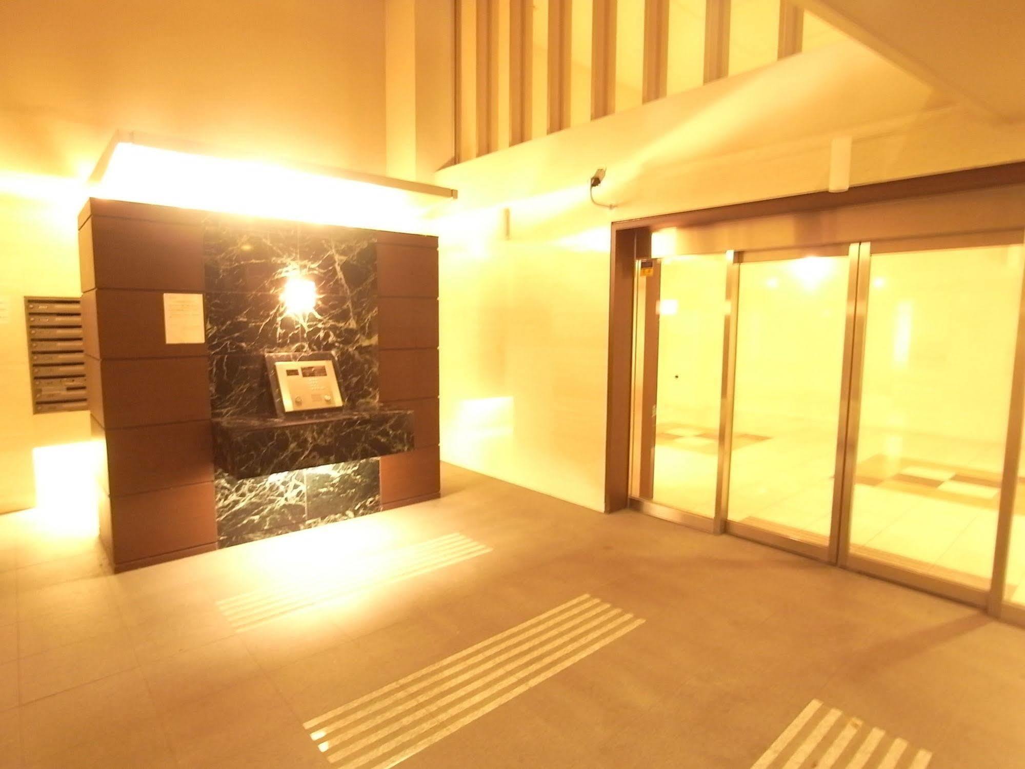 Palace Studio Shinjuku Tochomae Tokio Exterior foto